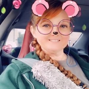 Meet your Posher, Donneta